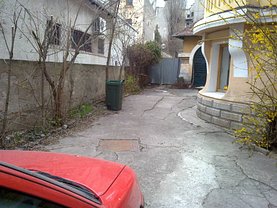 Casa de vânzare 2 camere, în Bucuresti, zona Batistei