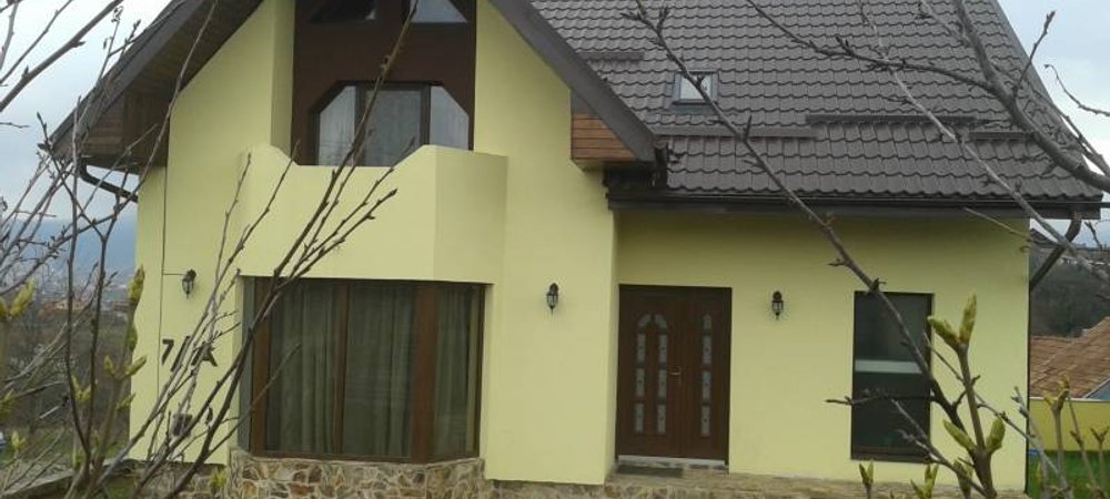 Vand Casa In Zalau Casavila Cu 4 Camere De Vanzare In Zalău Judetul Sălaj Xv0101l56 128 