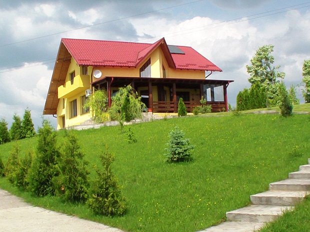 casa de vanzare poienarii de arges casa/vila cu 4 camere de vanzare