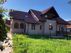 Casa de vânzare 9 camere, în Targu Ocna, zona Ultracentral