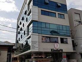 Închiriere spaţiu comercial