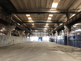 Închiriere spaţiu industrial