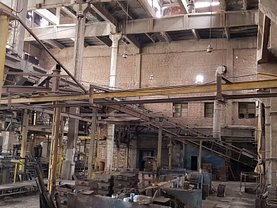 Vânzare spaţiu industrial în Bals, Central