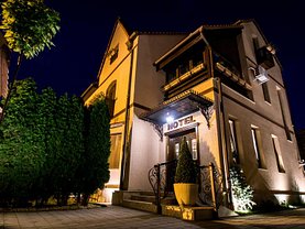 Vânzare hotel/pensiune în Sibiu, Central