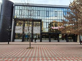 Închiriere spaţiu comercial
