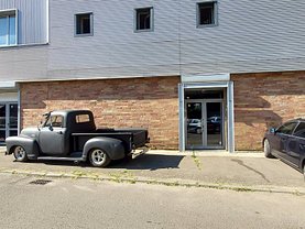 Închiriere spatiu comercial
