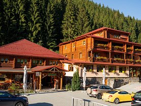 Vânzare hotel/pensiune în Moieciu de Sus