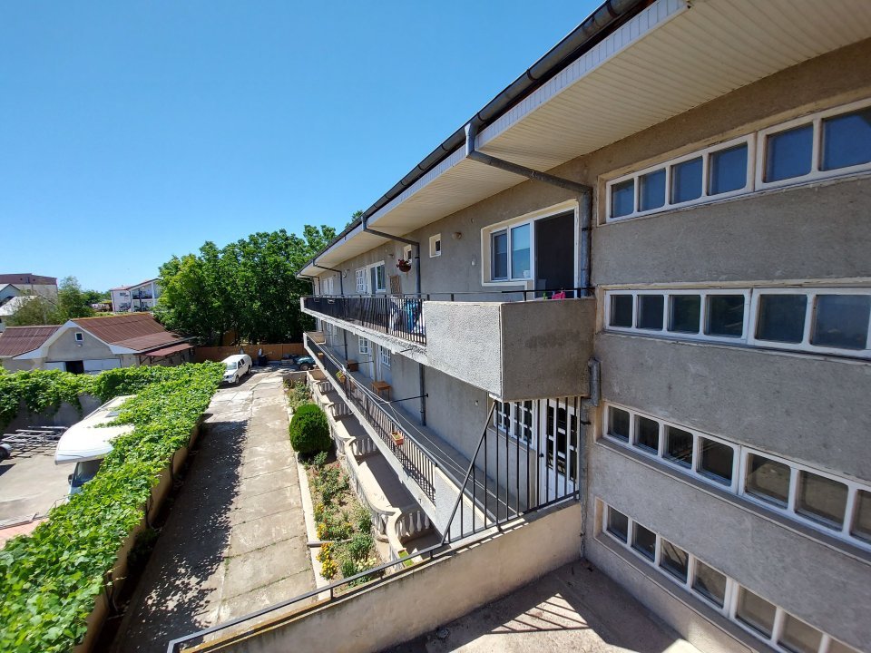 Hotel 26 Rooms, Restaurant, 2 Apartments, Restaurant, Garage,  View to Black Sea