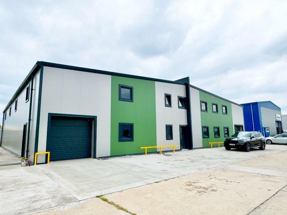 Inchiriere hala 500mp iesire A2, str Drumul intre Tarlale