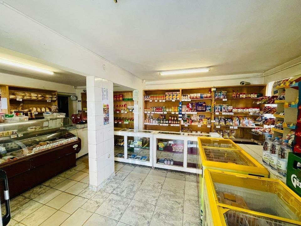 Vand spatiu comercial - VAD foarte bun
