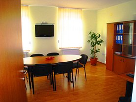 Casa de închiriat 6 camere, în Brasov, zona Centrul Civic