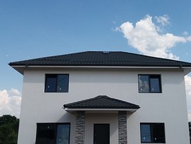 Casa 4 camere în Sabareni