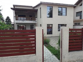Casa 5 camere în Ghionea