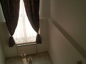 Casa 4 camere în Targu-Jiu, Ultracentral
