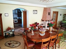 Casa de vânzare 4 camere, în Vatra Dornei, zona Central