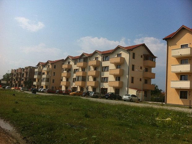 Vand Apartamente Noi Sibiu Apartament Cu 2 Camere De Vanzare In Sibiu Judetul Sibiu Xv0600ipe 25 500 Eur Vand Apartamente Noi Sibiu Apartament Cu 2 Camere De Vanzare In Sibiu Judetul Sibiu Xv0600ipe 25 500 Eur