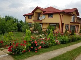 Casa 7 camere în Cranguri