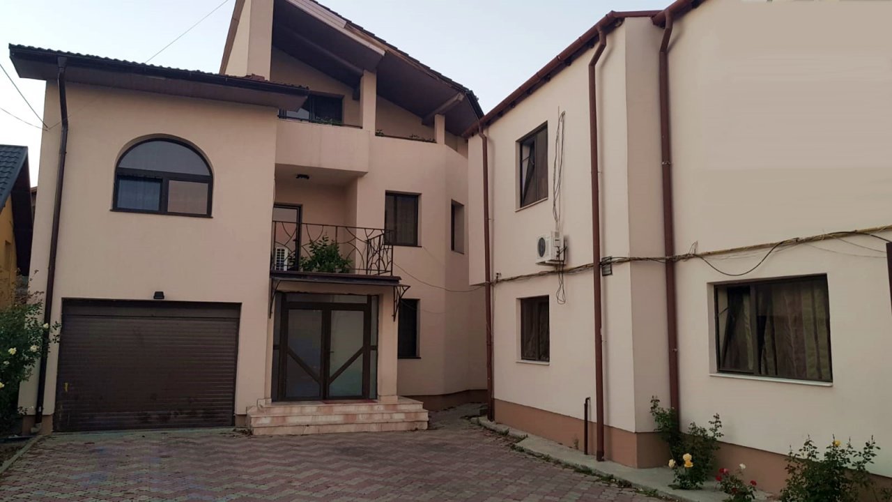 Vila P + 2E Gavana