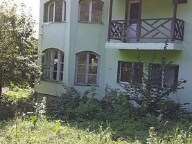 Casa 16 camere în Ramnicu Valcea, Troianu