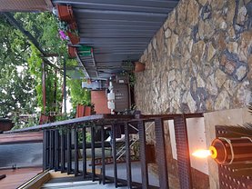 Casa de vânzare 4 camere, în Galati, zona Siderurgistilor