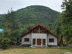 Casa 5 camere în Lepsa