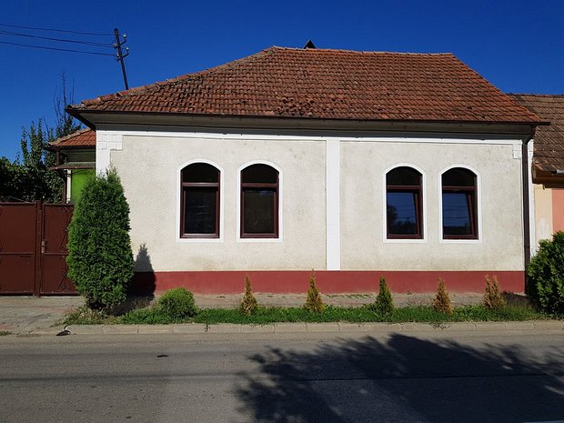 Casa De Inchiriat Bistrita Str Mihai Viteazul Casa Vila Cu 2 Camere De Inchiriat In BistriÅ£a Judetul BistriÅ£a NÄƒsÄƒud Xv0601i5v 0 Eur