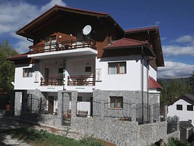 Casa 14 camere în Sinaia, Central