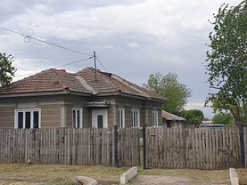 Casa de închiriat 3 camere, în Căiata