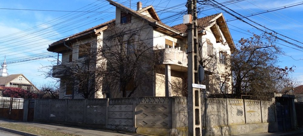SUPER OFERTĂ Vilă Duplex, 2 apart. S+P+E, Teren 700 mp, Alba Iulia, Centru - imaginea 0 + 1