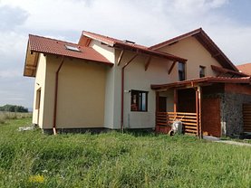 Casa 5 camere în Sanpetru