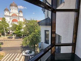 Casa 15 camere în Bucuresti, Arcul de Triumf