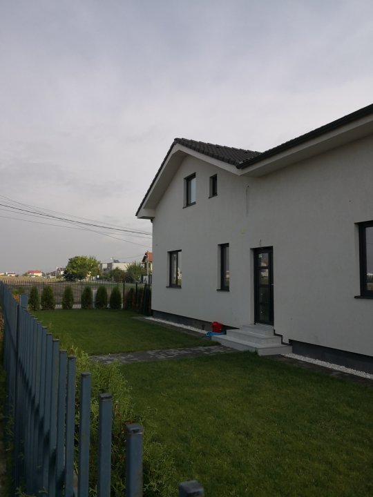 PROPIETAR, Casa design minimalist Dumbrăviţa - imaginea 4