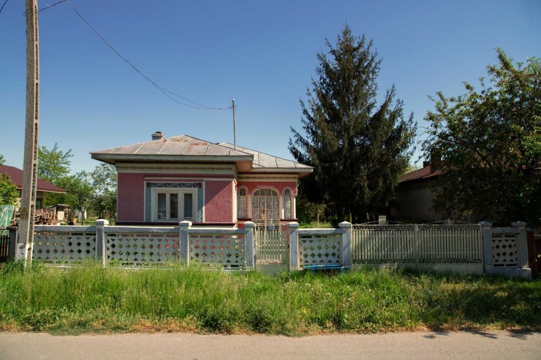 Casa de vanzare Hobaia Ogrezeni - imaginea 1
