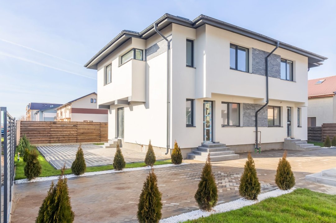 Case / duplex uri de lux direct dezvoltator CARTIERUL LATIN