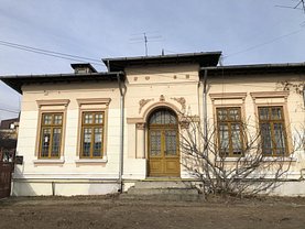 Casa de vânzare 6 camere, în Ploieşti, zona Ultracentral