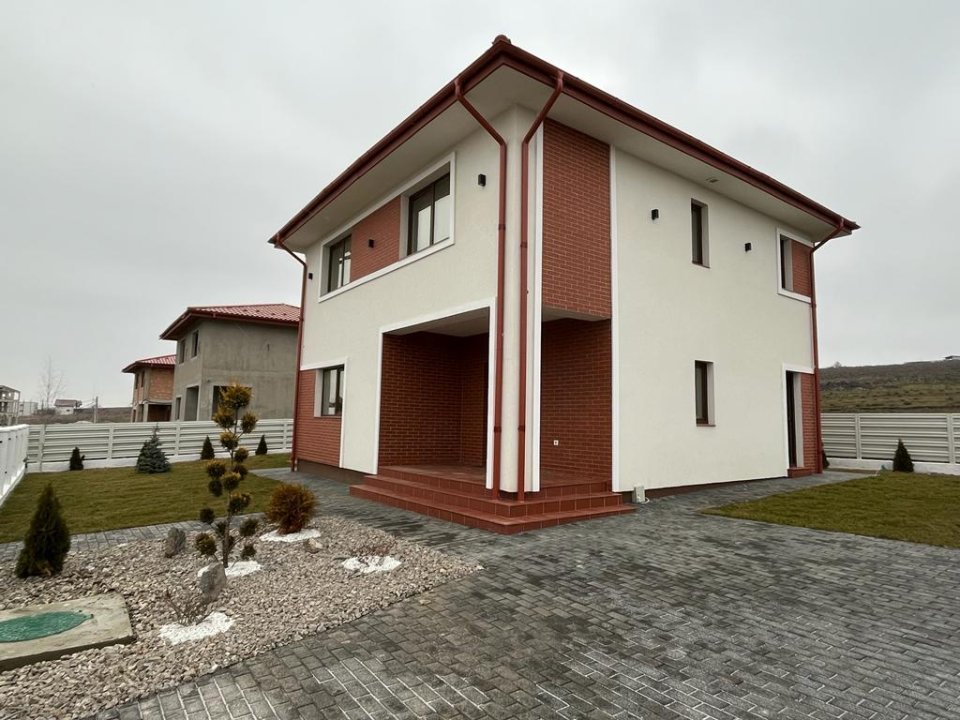 Direct DEZVOLTATOR! Casa/Vila finalizata Bucium, Visani, Barnova, Iasi