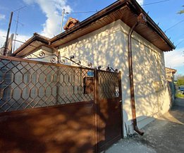 Casa de vanzare 3 camere, în Craiova, zona Central