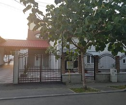Casa de vanzare 11 camere, în Timisoara, zona Lipovei