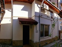 Casa 2 camere în Bucuresti, Universitate