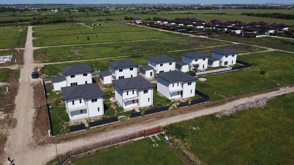 CASE DE VANZARE JOITA 14 KM de KM 0 casa/vila cu 4 camere de vanzare in Joiţa, judetul Giurgiu