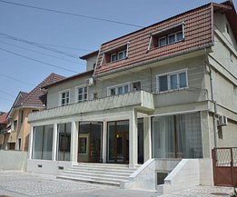 Casa de închiriat 16 camere, în Timişoara, zona Aradului
