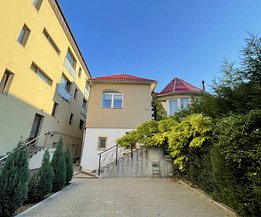 Casa de închiriat 3 camere, în Cluj-Napoca, zona Central