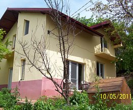 Casa de închiriat 3 camere, în Iaşi, zona Copou