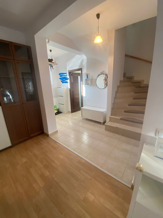 Inchiriez/Vand Casa 4 Camera, curte si loc parcare - Pacii Sector 6