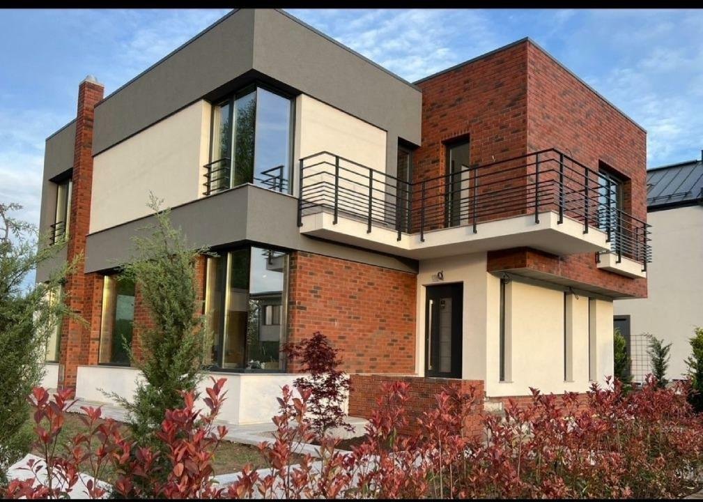 VILA DIRECT PROPRIETAR