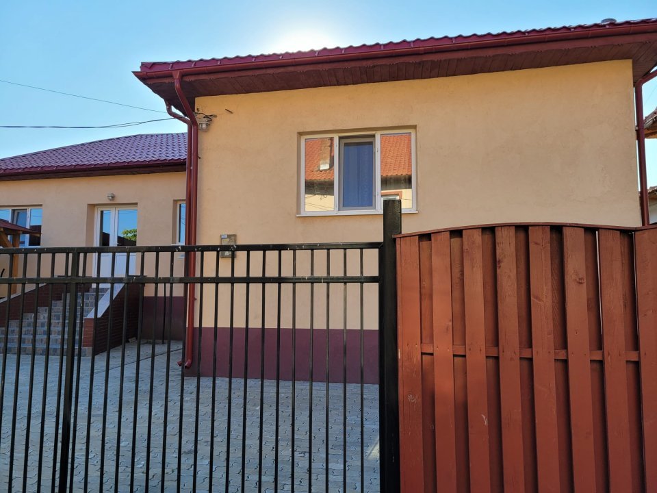 Casa de vanzare in centrul orasului Techirghiol