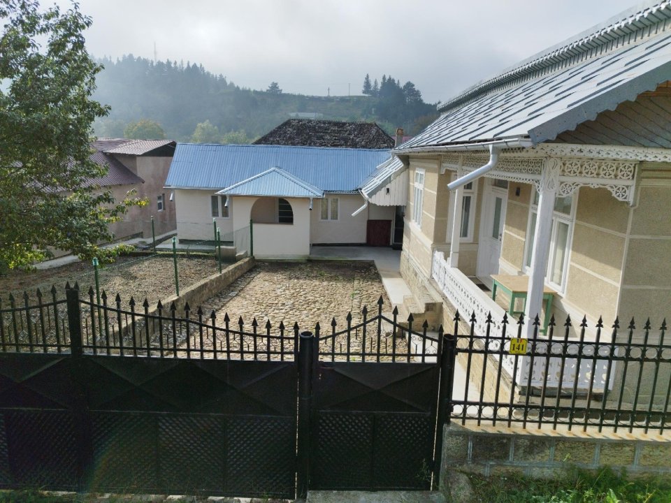 Casa in staiunea Soveja centru