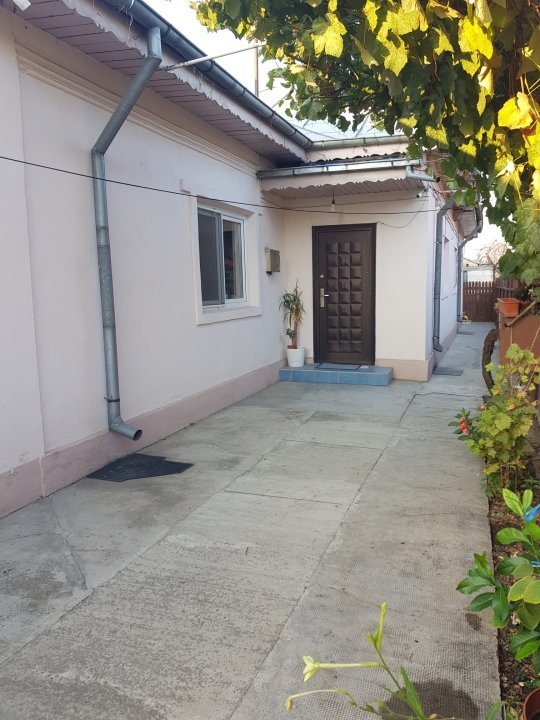 Casa Buzau + anexa spatiu comercial, Transilvaniei, 3 camere, mobilata, utilata