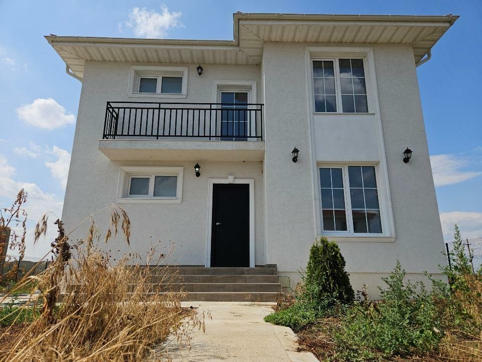 Casa de vânzare individuala P+1E teren 515m2