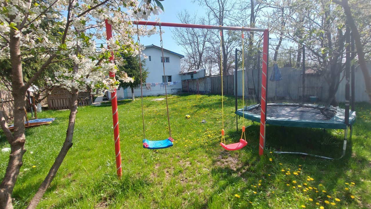 Casa P+1 si teren, 4 camere, in Florica, Fundulea